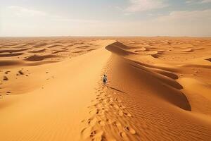 ai generado Arábica hombre con tradicional emiratos ropa caminando en el Desierto y dubai horizonte en el antecedentes foto