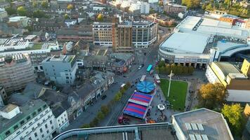 hög vinkel se av central luton stad av England förenad rike. oktober 23:e, 2023 video