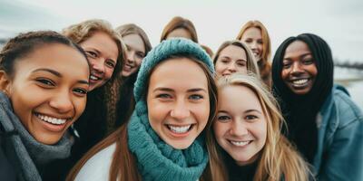 ai generado un cerca arriba de un grupo de sonriente mujer, generativo ai foto