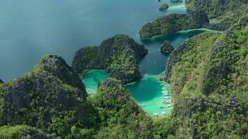 aéreo ver de el lagunas de coron isla video