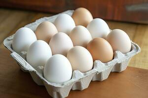 ai generado cerca arriba de abierto caja de cartón de Fresco Tienda compró blanco huevos. ai generado foto