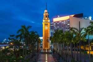 el reloj torre en el del Sur apuntalar de tsim sha tsui, kowloon, hong kong, China foto