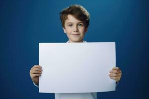 ai generado pequeño chico participación un blanco blanco sábana de papel foto