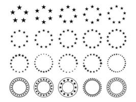 estrella círculo. redondo marcos con estrellas para insignia, emblema y sello. circular clasificación íconos con favorito cinco puntiagudo silueta estrella, premio vector firmar conjunto