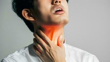 ai generado inflamación a cuello de un hombre. concepto de dolorido garganta, faringitis, laringitis, tiroiditis, asfixia foto