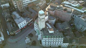 haute angle vue de central luton ville de Angleterre uni Royaume. octobre 23, 2023 video