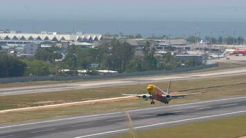 Boeing 737 of NOK Air takeoff video