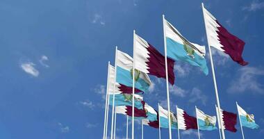 san marino en qatar vlaggen golvend samen in de lucht, naadloos lus in wind, ruimte Aan links kant voor ontwerp of informatie, 3d renderen video