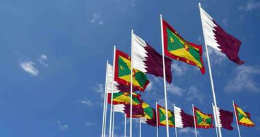 Grenada en qatar vlaggen golvend samen in de lucht, naadloos lus in wind, ruimte Aan links kant voor ontwerp of informatie, 3d renderen video