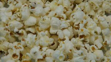 vers schoonheid popcorn draaien. hoog kwaliteit 4k beeldmateriaal video