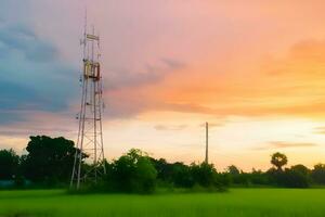 ai generado antena comunicación tecnología con ciudad antecedentes. comunicación torre conectar a datos de inteligente ciudad. telecomunicación 5g neural red ai generado foto