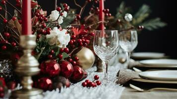 ai generado mesa decoración, fiesta paisaje de mesa y formal cena mesa ajuste para Navidad, Días festivos y evento celebracion, Inglés país decoración y hogar peinado foto