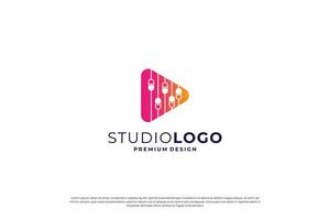 music logo design. play icon with gradient color. vector