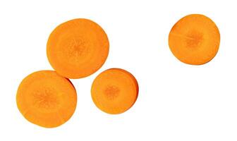 parte superior ver de hermosa naranja Zanahoria rebanadas en conjunto aislado en blanco antecedentes con recorte camino foto