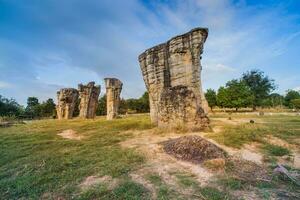 Stonehenge contrafuertes cielo foto