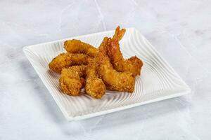 Delicous crispy shrimps appetizer snack photo