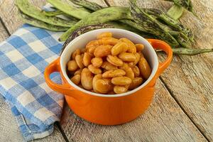 White bean in tomato sauce photo