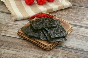 Korean cuisine - Nori seaweed chips photo