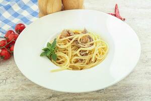 Spaghetti carbonara pasta with bacon photo