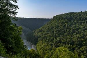 Letchworth estado parque tiro al arco campo pasar por alto foto