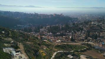 aéreo Visão do la alhambra região dentro granada, Andaluzia, Espanha video