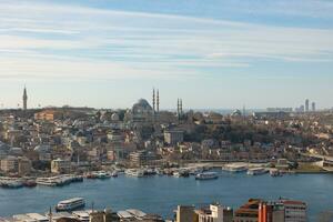 suleymaniye mezquita y paisaje urbano de Estanbul desde galata torre foto