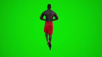 3d verde tela a africano nadador equitação lambreta dentro a ruas do África a partir de a costas ângulo video