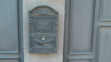 lettera della cassetta postale della cassetta postale sul muro video
