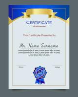 certificado de logro modelo conjunto con oro Insignia y borde, apreciación y logro certificado modelo diseño. elegante diploma certificado modelo vector