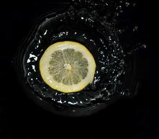 lemon and water photo