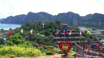 ao nang Krabi Thailand 2018 Panorama Aussicht ich Liebe koh Phi Phi Zeichen Beschriftung Thailand. video