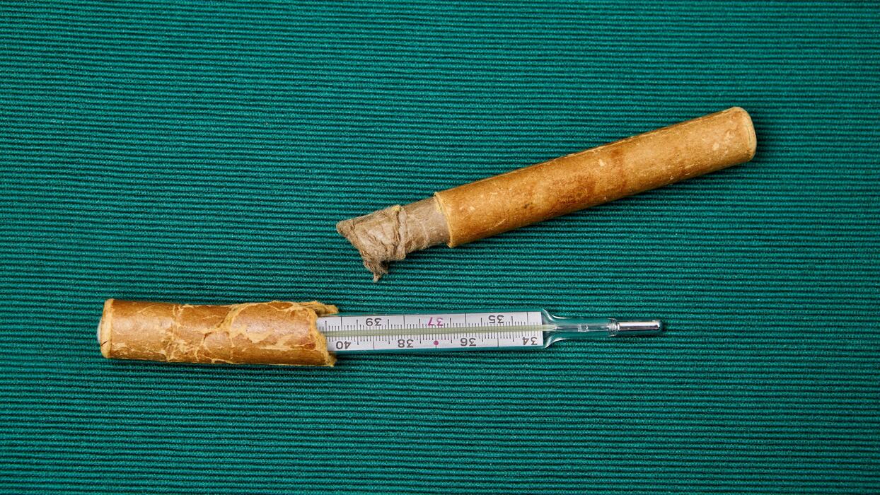 Exploding Thermometer Stock Photos, Images and Backgrounds for Free ...