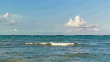 caribe mar playa claro turquesa agua playa del carmen México. video