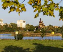 baránovichi, bielorrusia - 10.03.2023 - Disparo de el uno de el parques en el ciudad. al aire libre foto