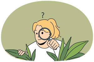 curioso mujer con lupa esconder en arbustos vector