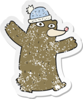 autocollant rétro en détresse d'un ours de dessin animé portant un chapeau png