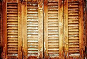 Clásico ventana persianas antecedentes foto