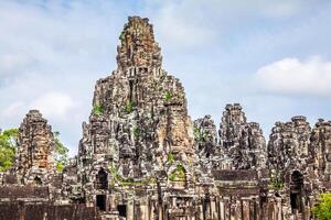 bayon templo en angkor Thom, Camboya foto
