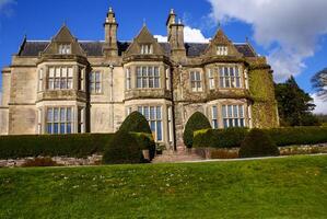 muckross casa y jardines en nacional parque Killarney, Irlanda foto