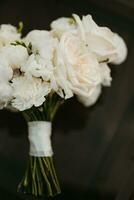 elegante ramo de boda de flores frescas naturales. foto