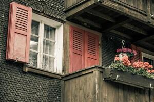 de madera casas en fiesch - Suiza foto