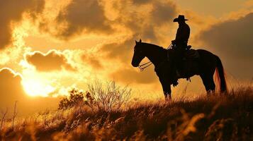 ai generado silueta de un vaquero en lado de caballo en el Desierto a atardecer, ai generativo foto