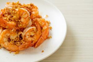 fried shrimps or prawns with garlic photo