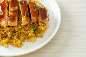 grilled sweet and chilli chicken with curry rice photo