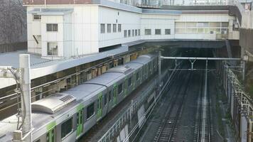 4K Real time . subway station video