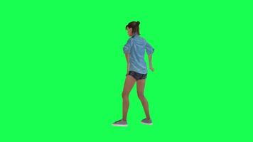 A woman with wheat skin and a medium and normal body in the green screen with a video