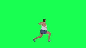 een dik vrouw met een groot lichaam in groen scherm met wit schommel en blauw Leo shorts video