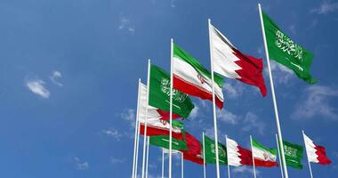 bahrain Eu corri e ksa, reino do saudita arábia bandeiras acenando juntos dentro a céu, desatado ciclo dentro vento, espaço em esquerda lado para Projeto ou Informação, 3d Renderização video