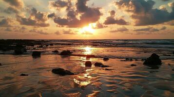 ai generado hermosa puesta de sol en el playa. mar olas y salpicaduras foto