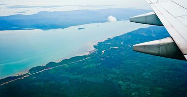 aéreo ver de el serie de islas en batam, riau islas foto